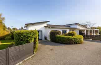 6 West Street, Greytown