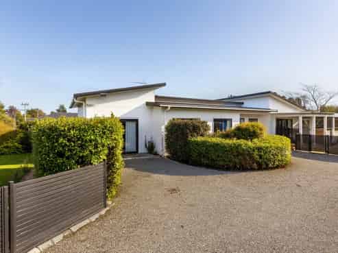 6 West Street, Greytown