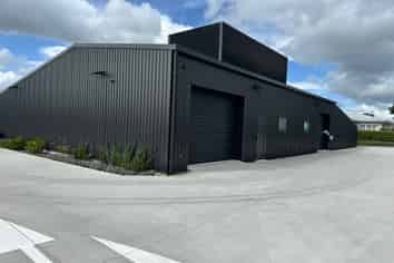 Near new, food grade showroom