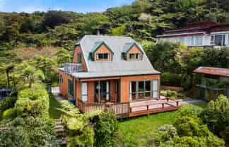 83 Miromiro Road, Normandale