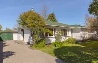 27 Brooklyn Road, Carterton