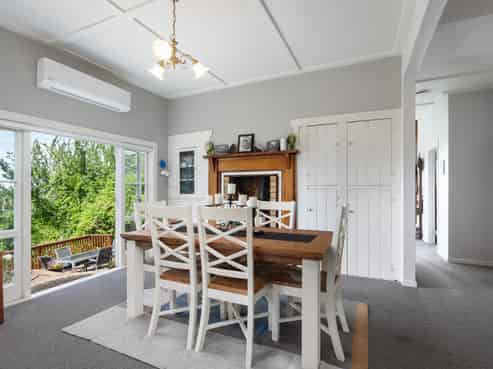 200 Saint Patricks Row, Thames