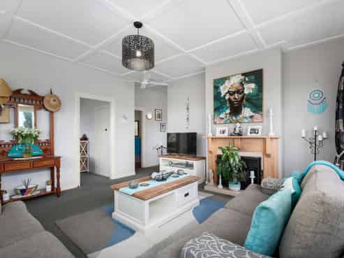 200 Saint Patricks Row, Thames