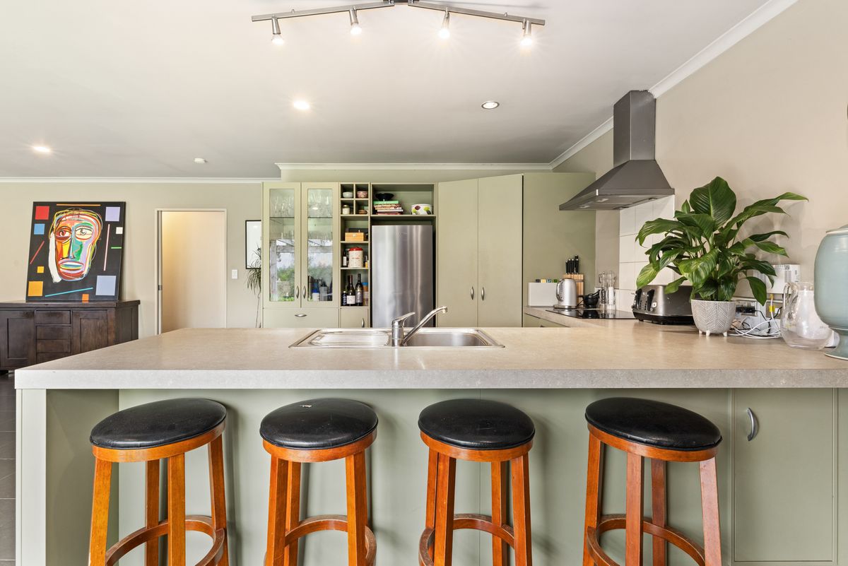 Warm, Inviting & Perfect for Family Living - Widok 3