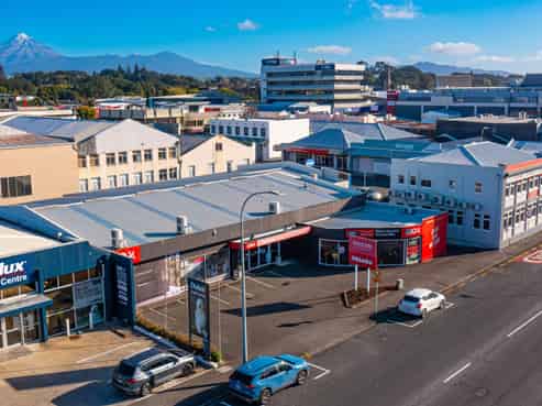 Prime Gill Street retail showroom