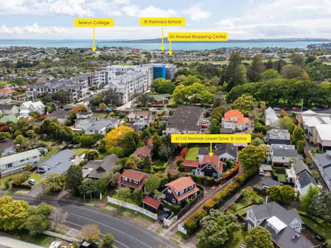 6/110 Norman Lesser Drive, Saint Johns
