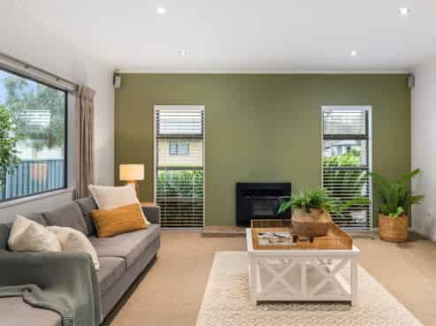 3 Pohutukawa Grove, Lytton West