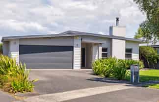 3 Pohutukawa Grove, Lytton West
