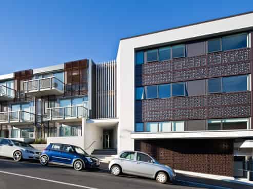 305/80 Riddiford Street, Newtown