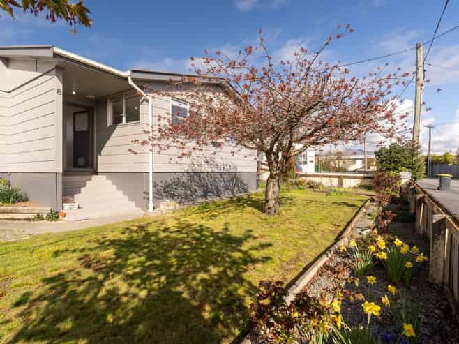 8 Hopkins Road, TWIZEL
