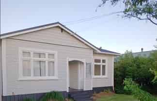 5 Hacker Street , Masterton