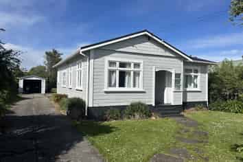 5 Hacker Street , Masterton