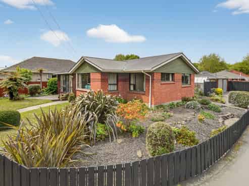 2 Wayside Avenue, Burnside