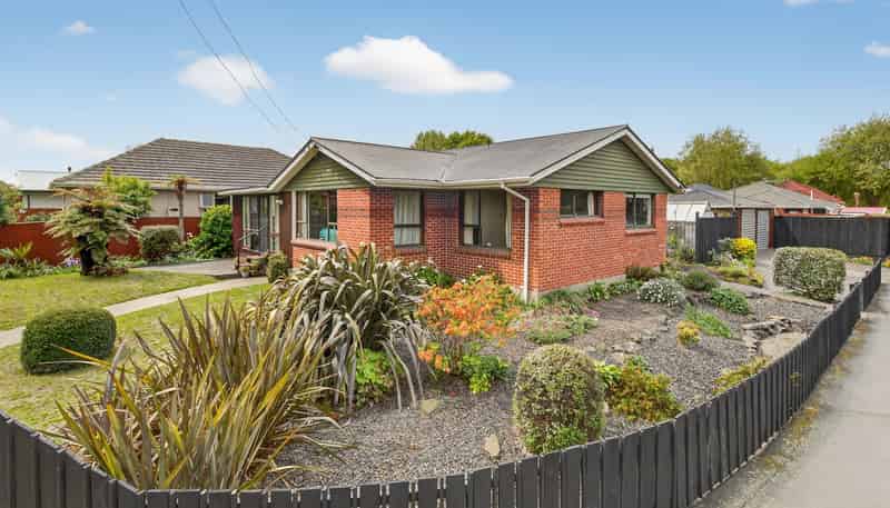 2 Wayside Avenue, Burnside