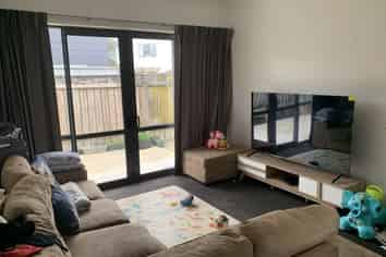 2/189 Massey St, Frankton