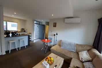 2/189 Massey St, Frankton
