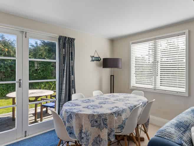 13 Waimea Road, Waikanae Beach