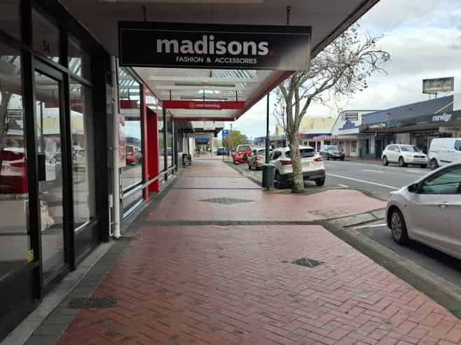 Central Cambridge Retail with Parking