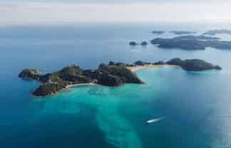 1 Motuarohia Island, Russell