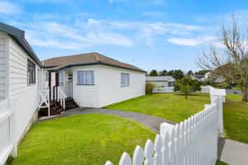 24 Santiago Crescent, Unsworth Heights