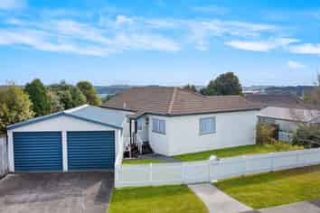 24 Santiago Crescent, Unsworth Heights