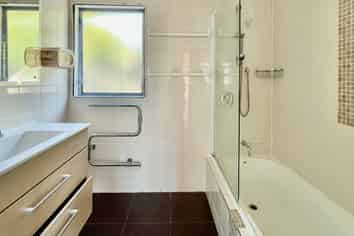 Auckland - Address withheld