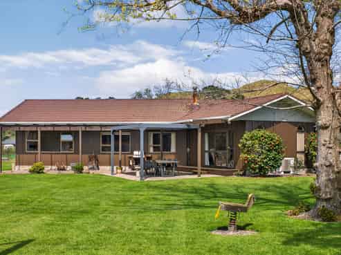 75 Sponge Bay Road, Wainui