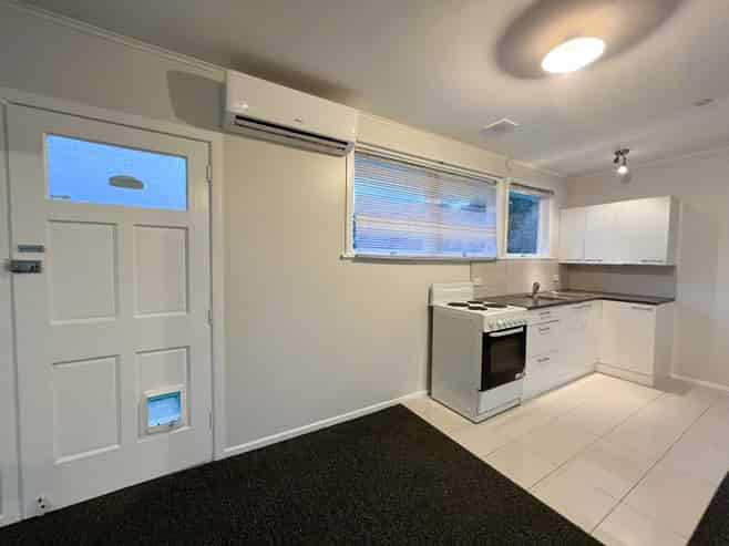2/182 Penrose Road (Front Unit), Mount Wellington