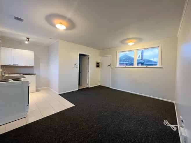 2/182 Penrose Road (Front Unit), Mount Wellington