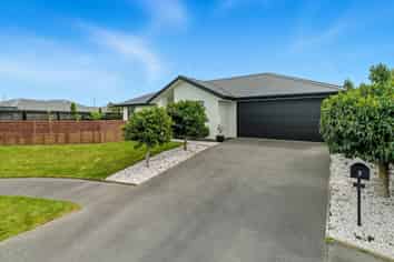 7 Derek Anderson Place, Halswell