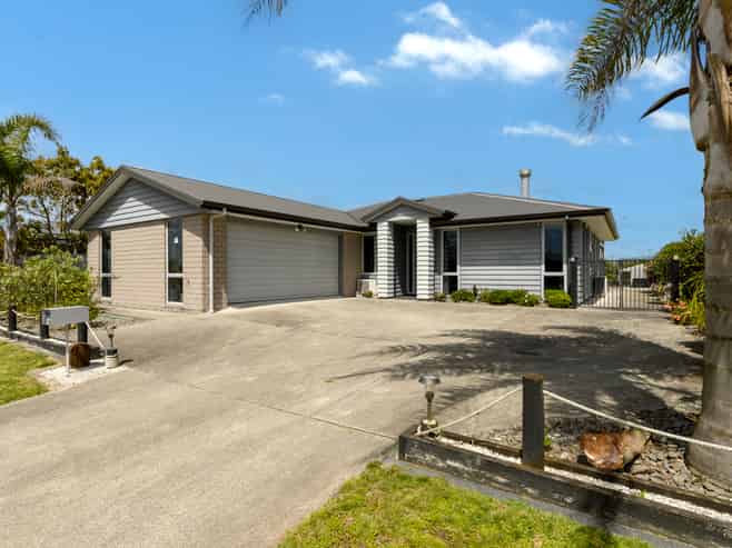 60 Butterworth Crescent, Papamoa