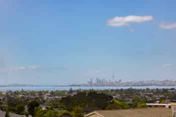 174 Royal Road, Massey