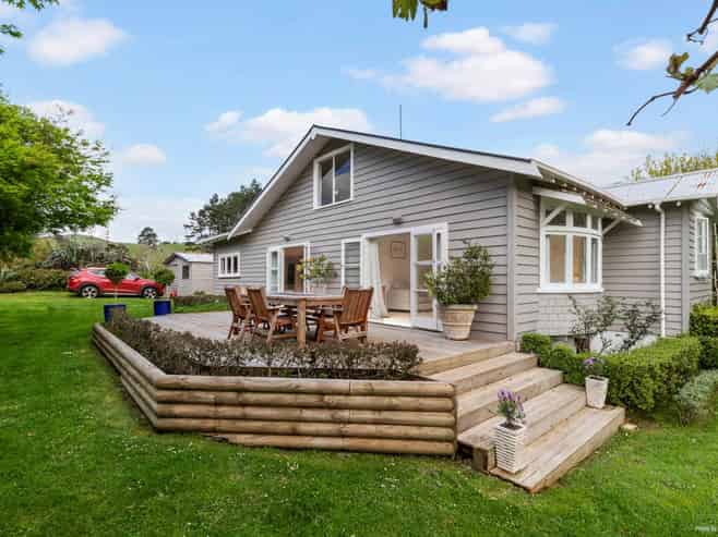 3 Beaver Road East, Bombay