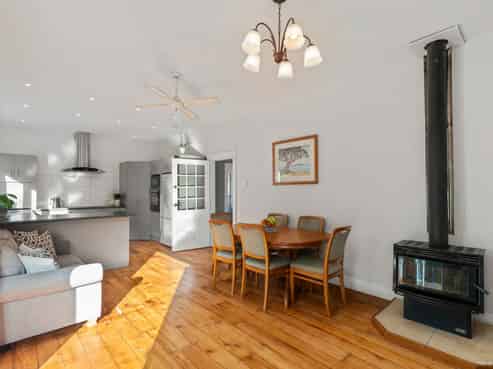 3 Beaver Road East, Bombay