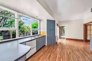 6 Saint John Street, Southbridge