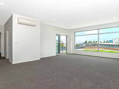 201/4 Reads Quay, Gisborne