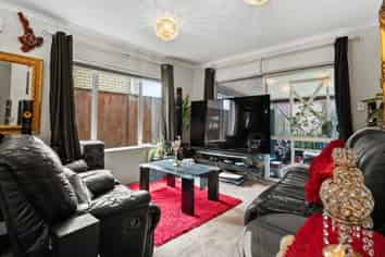 327 Chapel Road, Flat Bush