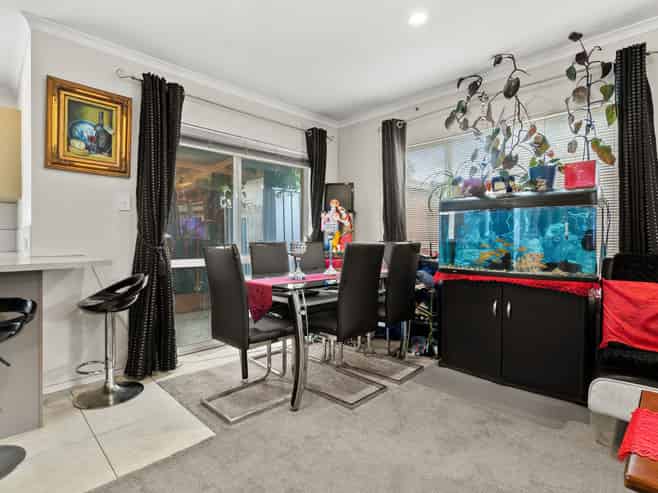 327 Chapel Road, Flat Bush