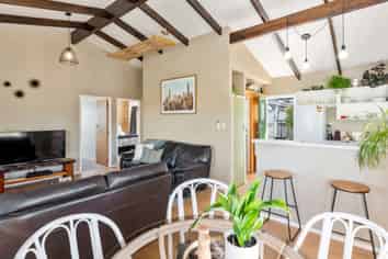 61B Kaihua Road, NUKUHAU