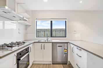 181B Preston Road, Otara
