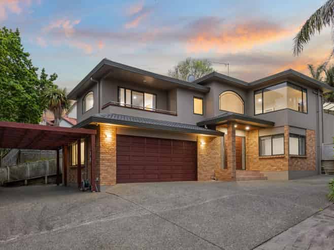 23 Hogarth Rise, West Harbour