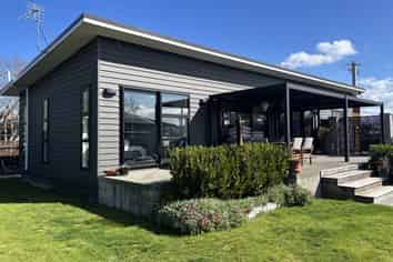 58 College Street, Masterton