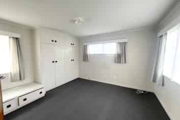 21 Christmas Road, Manurewa