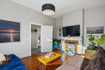 18 Olliviers Road, Phillipstown