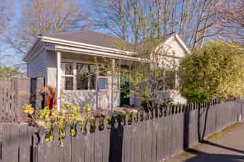 18 Olliviers Road, Phillipstown