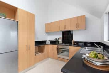 1/1010 Colombo Street, Saint Albans
