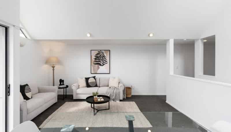 1/1010 Colombo Street, Saint Albans