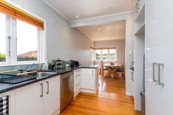 6 Howden Road, Fairfield