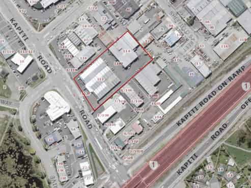 Versatile Kapiti Road Industrial with Yard