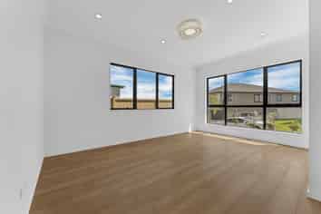 17 Meadowridge Drive, Flat Bush
